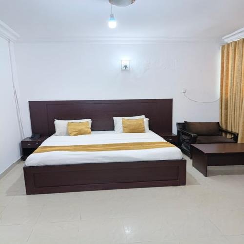 1178studio_double_room_500x500